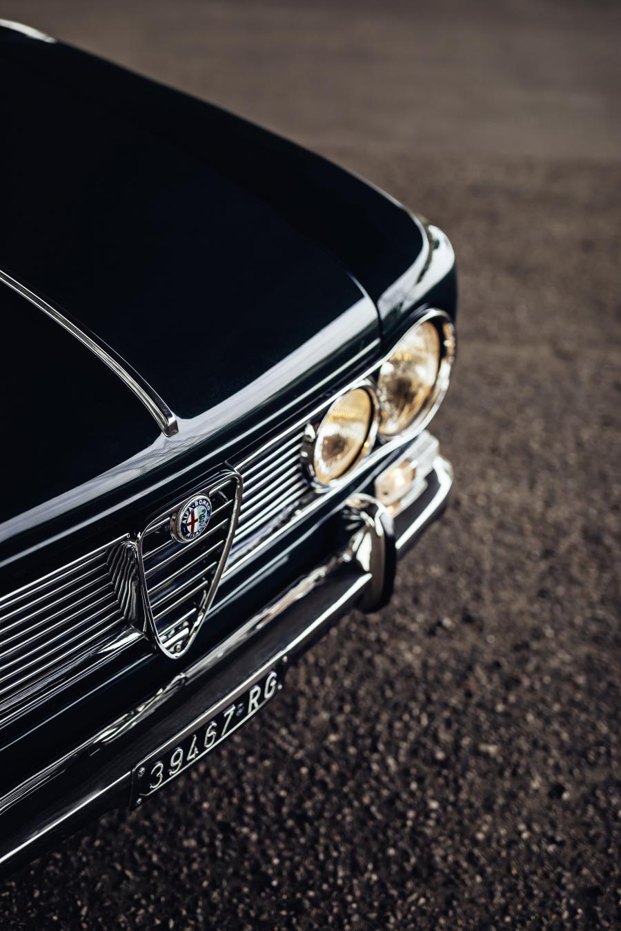 Детали экстерьера Alfa Romeo Giulia T.I. (105.08) 1966 года  (фото 11 из 12)